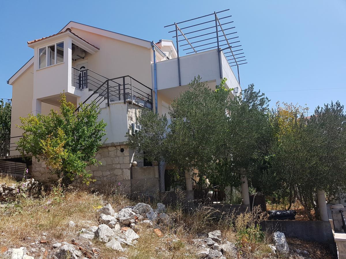 Apartments Maria Ivanica Exterior photo
